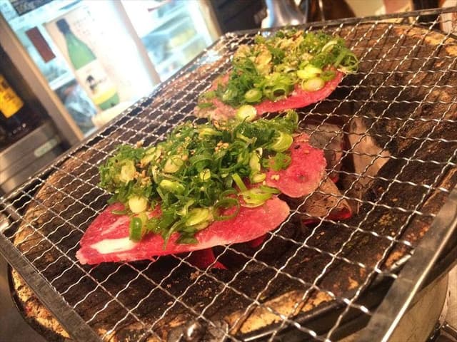 焼肉どんどん 東通り店 - サブ画像3