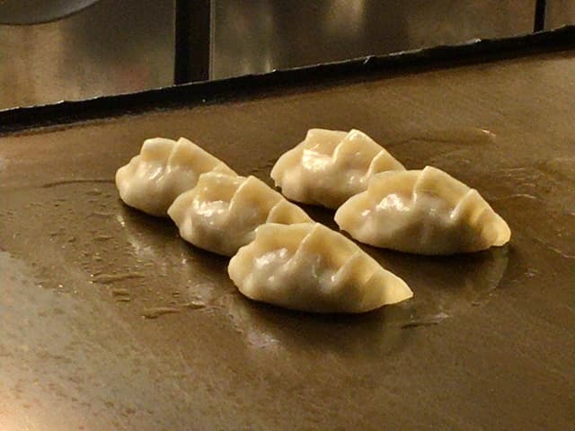 白 - サブ画像1