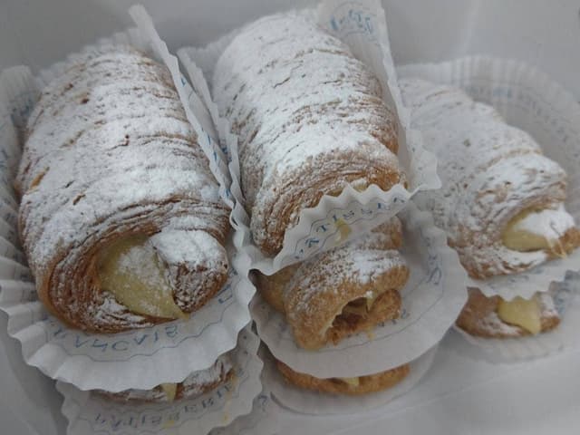 フランス菓子&手造りパンの店 トップ - サブ画像3