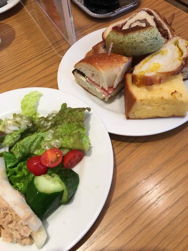 ベーカリーカフェブレッテリア - サブ画像1