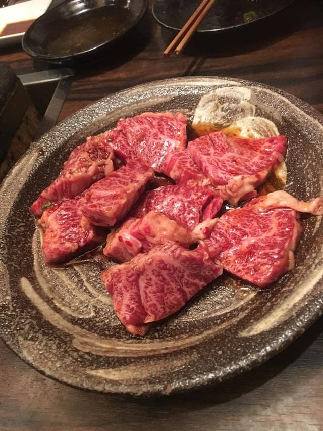 炭火焼肉 煙八 - サブ画像3