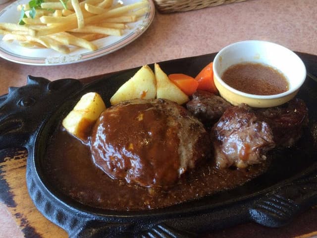 フォルクス 西宮店 - サブ画像2
