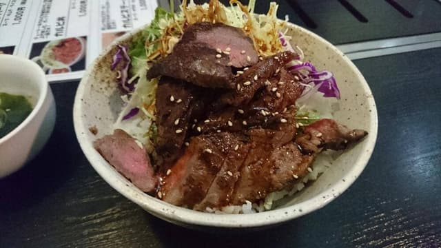 和牛焼肉 秘苑 山手通店 - サブ画像3
