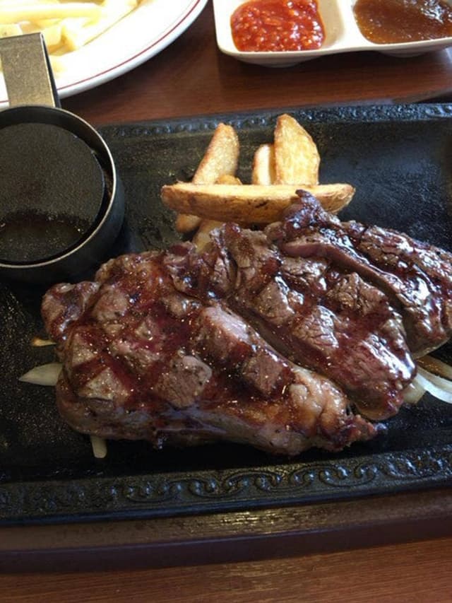 ステーキガスト 宮崎旭店 - サブ画像2