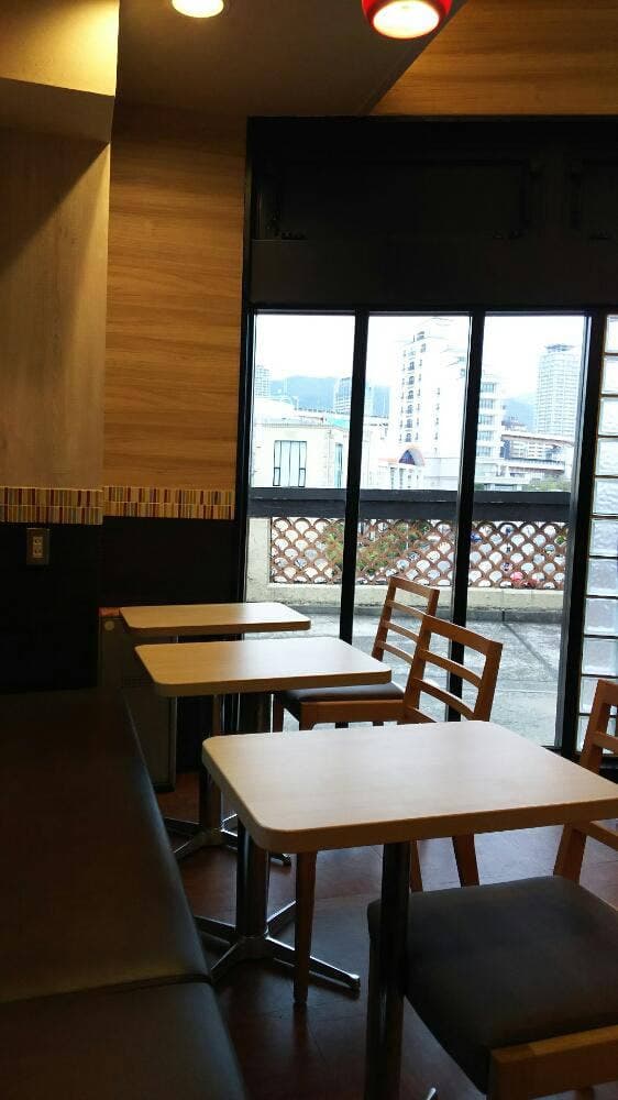 ロッテリア 神戸ハーバーランド店 - サブ画像3