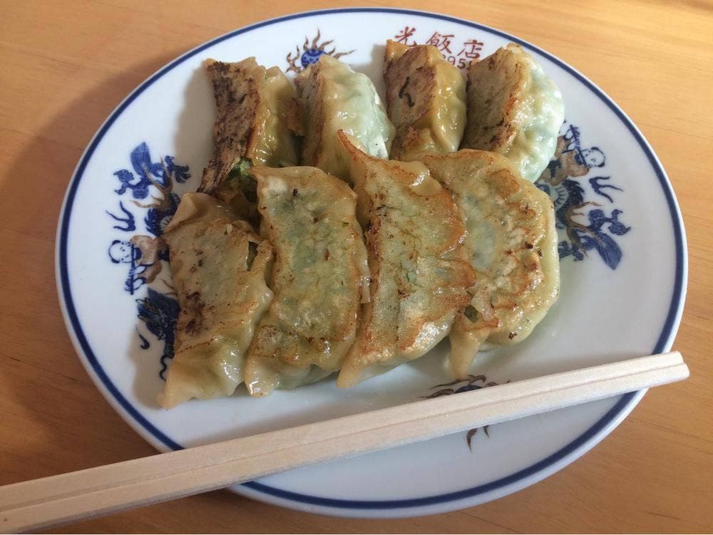 光飯店