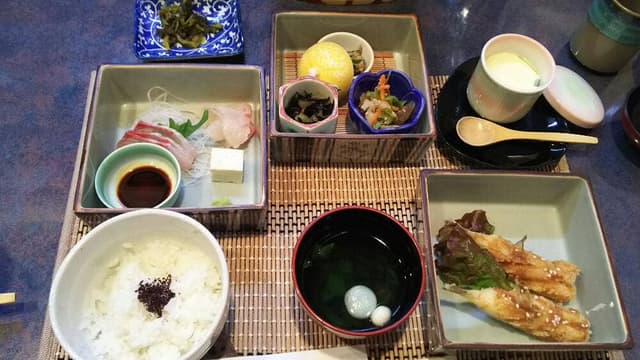 日本料理・ふぐ懐石 てん花 - サブ画像1