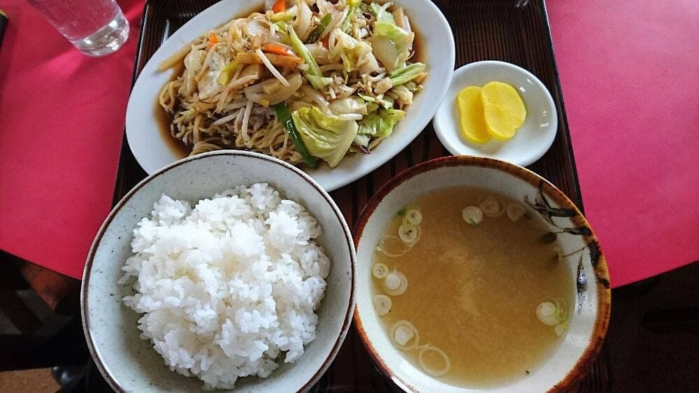 満八