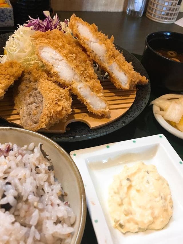 海老かつ・とんかつ 楽一楽座桶狭間店 - サブ画像2