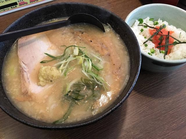 らー麺 とぐち 西町店 - サブ画像3