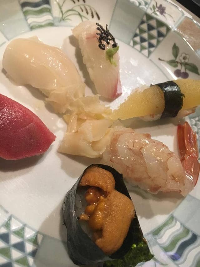 ぎふ初寿司 一宮東分店 - サブ画像1