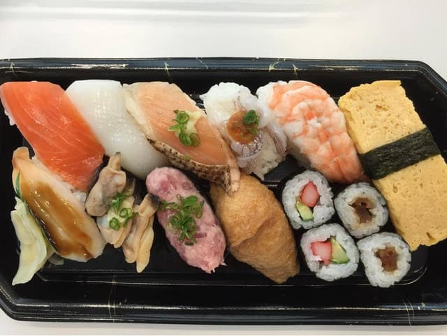 ちよだ鮨 アトレ大井町店 - サブ画像1
