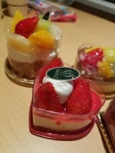 新宿高野 梅田阪急店