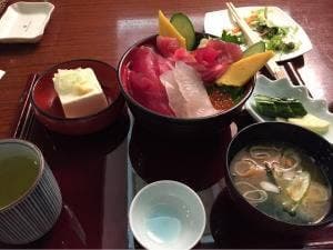 レストランルピナス