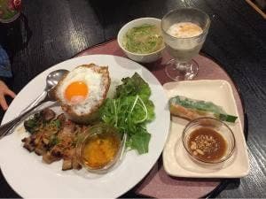 ベトナムの料理 ALO