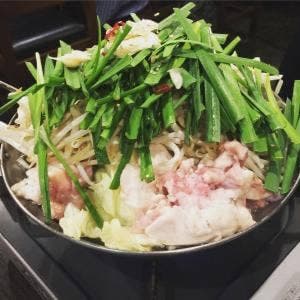 やきとん もつ鍋 もつ屋良蔵商店