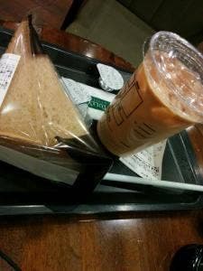 タリーズコーヒー 横浜ランドマークタワー店