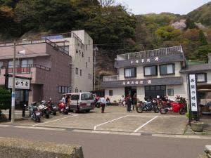 活魚貝料理お食事処 源