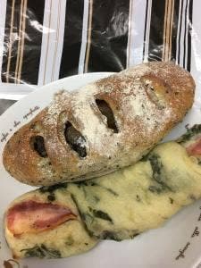 石窯パン工房ばーすでい名取本店