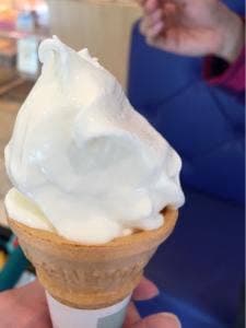 六甲牧場カフェ ハーバーランド店