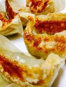 生餃子専門店 夢芝居