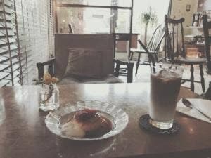 cafe Crumpets