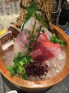 チロリ