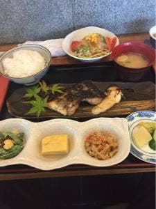 笑びす