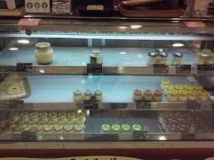 まほろば大仏プリン本舗 JR奈良駅もも太朗店