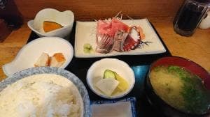 まことや
