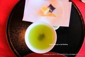 八頭司羊羹舗