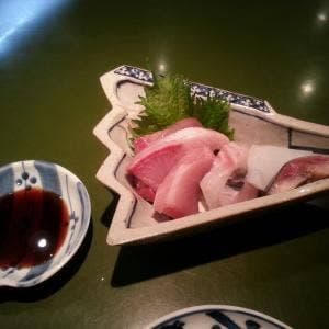 無国籍料理 しま