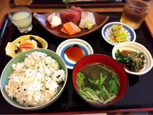 お食事処 いな穂