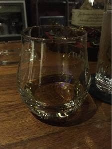 Bar Caveaun