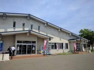 道の駅ひない とっと館