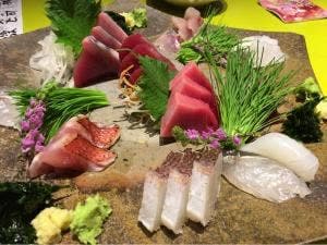 魚と串と酒と人 しゅんまん