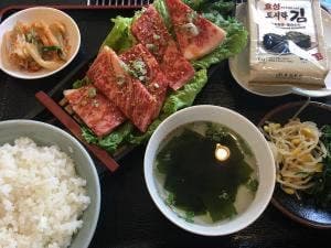 焼肉 紫雲