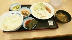 松屋 南津守店