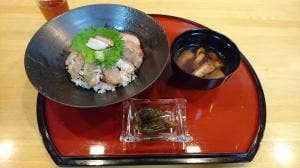 割烹水天閣