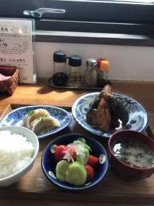 具琥