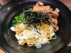 まぜそば鶴也