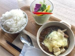 プチポワグリーンカフェ