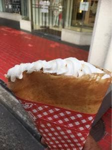 マリオンクレープ 万代シテイ店