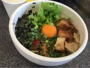 らーめんまぜそばてっぺん 中川 分店