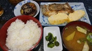 かつ乃食堂