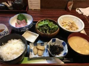 居酒屋 風