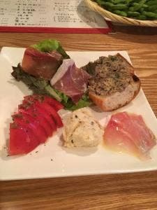 小料理とワイン たまや