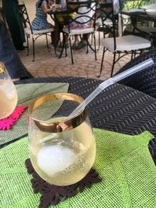 オープンカフェ シナモン