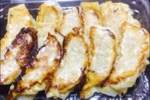 餃子専門店 まる千餃子 市立病院前店