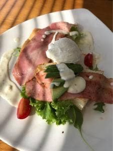 Hawaiian Resort Café Leola